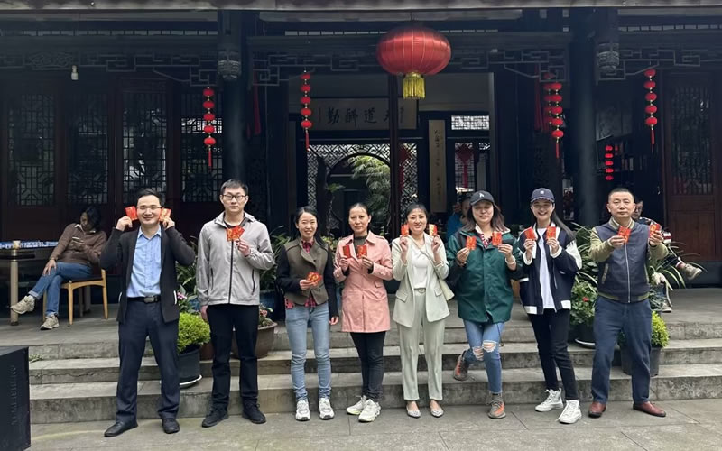 綿陽市先鋒醫(yī)療器械有限公司：凝聚團(tuán)隊(duì)力量，共筑先鋒夢想 —— 2023年春季團(tuán)建活動紀(jì)實(shí)2.jpg