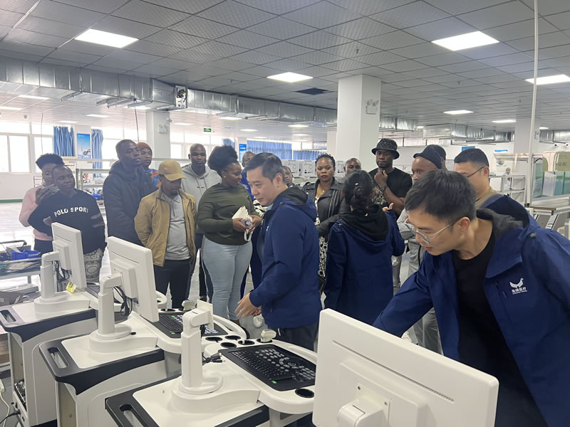 綿陽非洲留學生團參訪我司工廠，共促中外國際交流與商務合作新篇章！5.jpg